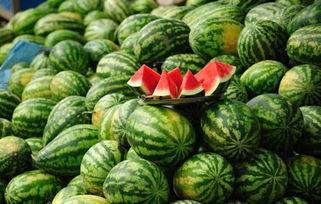 滨江网红吃瓜事件真相,揭秘背后真相与争议