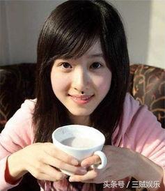 网红校花吃瓜事件真相,真相背后的惊人内幕