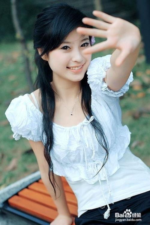 网红校花吃瓜事件真相,真相背后的惊人内幕