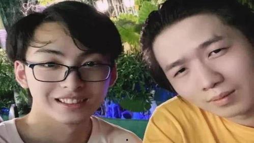 网红男博主吃瓜事件,揭秘网络舆论背后的真相