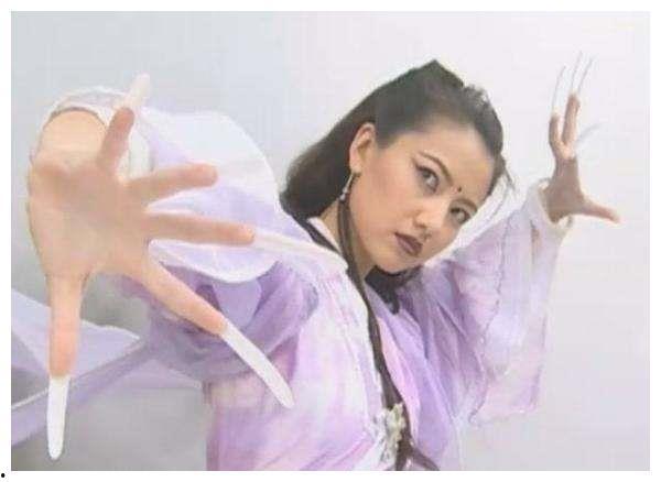 黑化吃瓜网,揭秘娱乐圈幕后黑幕，带你走进明星真实生活